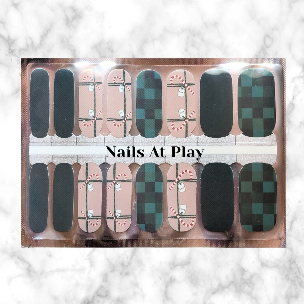 5 for $15 Nail Wraps- Candy Cane Christmas